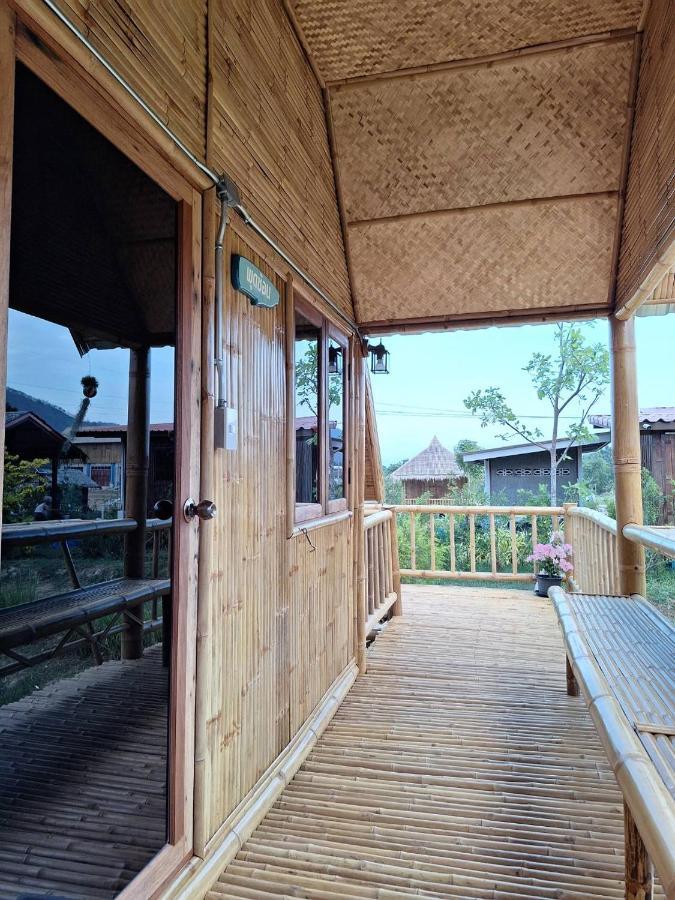 คูณ-เนื่อง ฟาร์ม สเตย์ หัวหิน Koon & Nueang Farm Stay Hua Hin Ban Bo Fai Exteriör bild